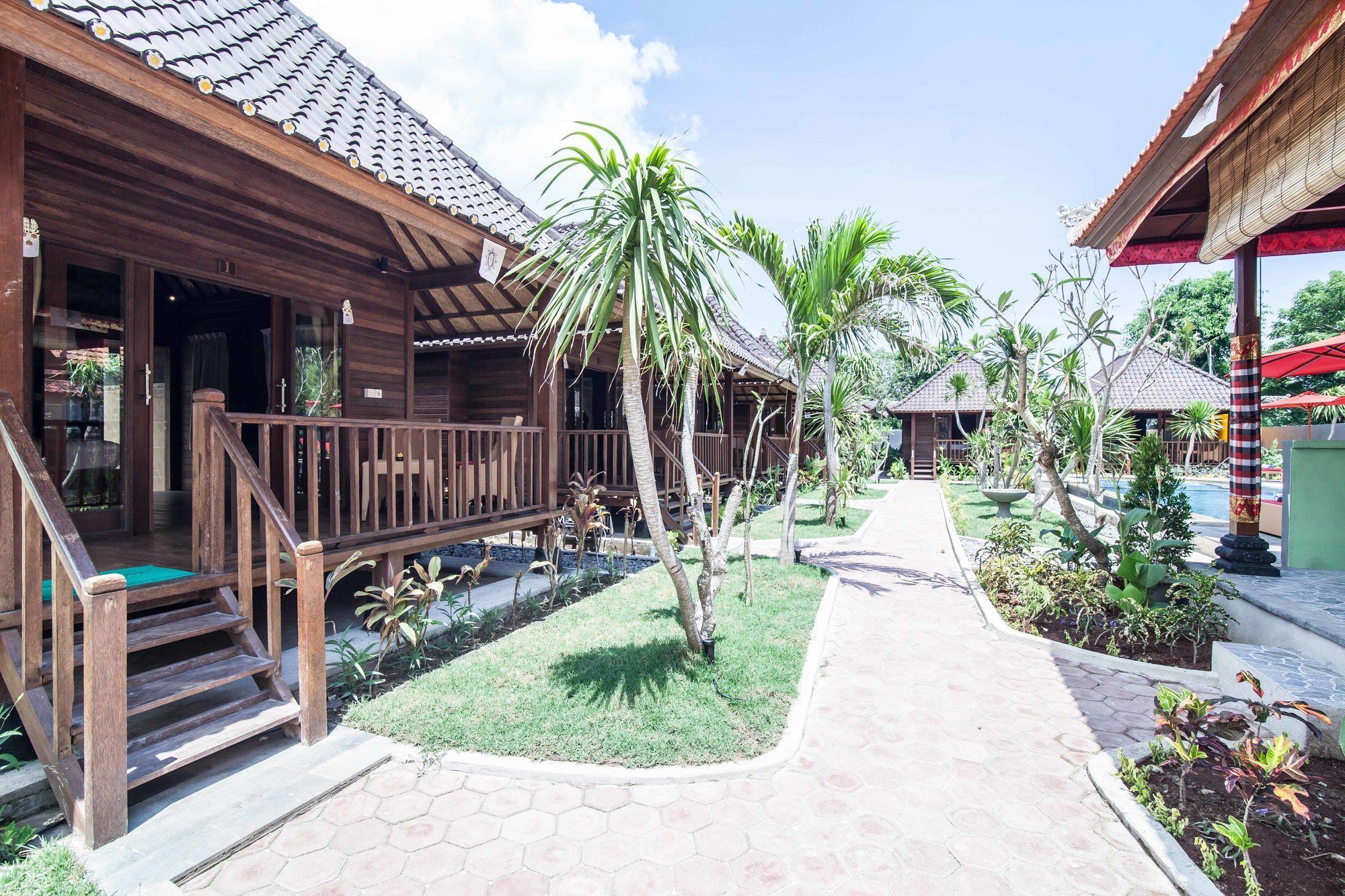 Garden Cottage Lembongan & Hostel Nusa Lembongan  Bagian luar foto