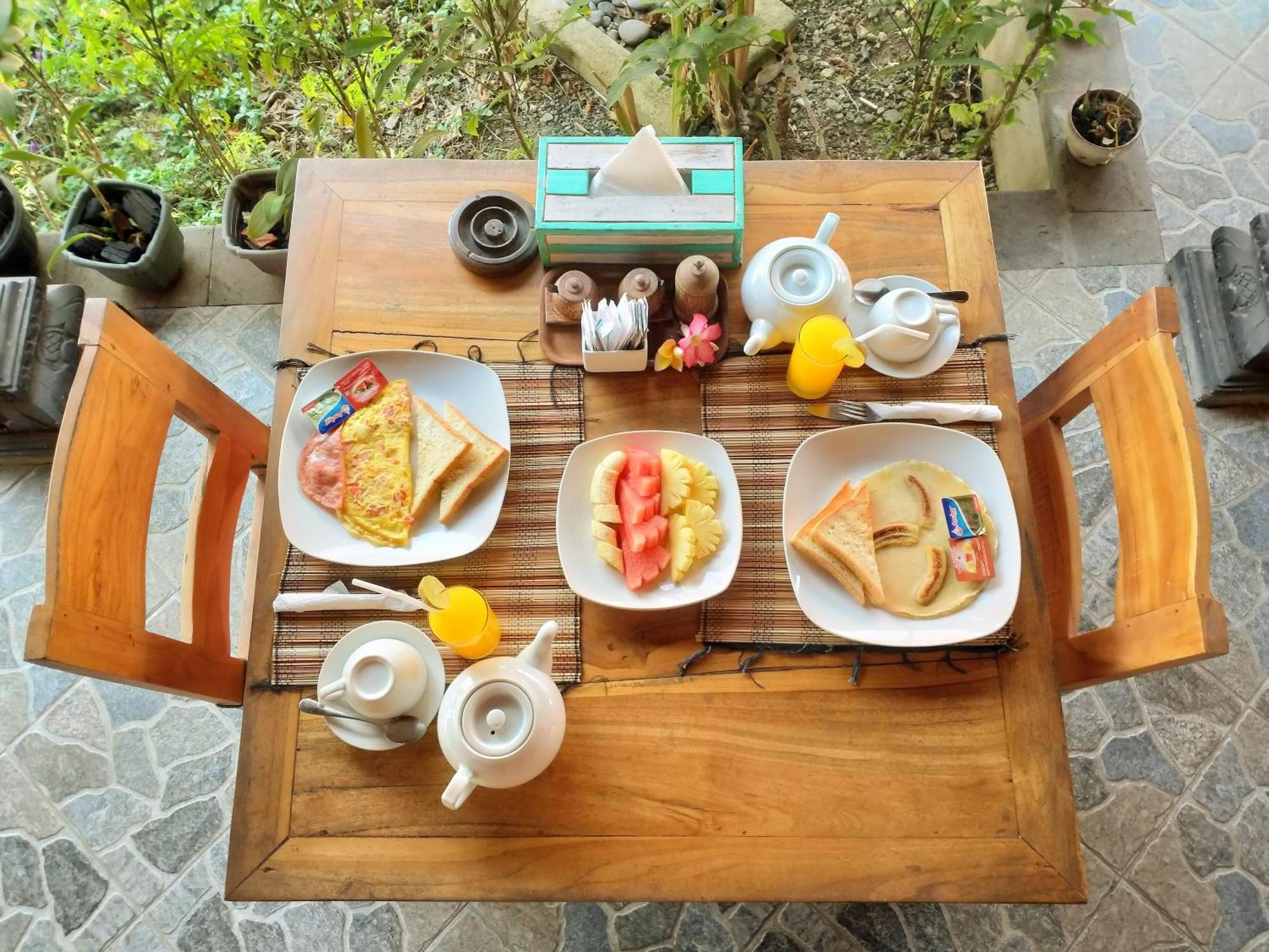 Garden Cottage Lembongan & Hostel Nusa Lembongan  Bagian luar foto