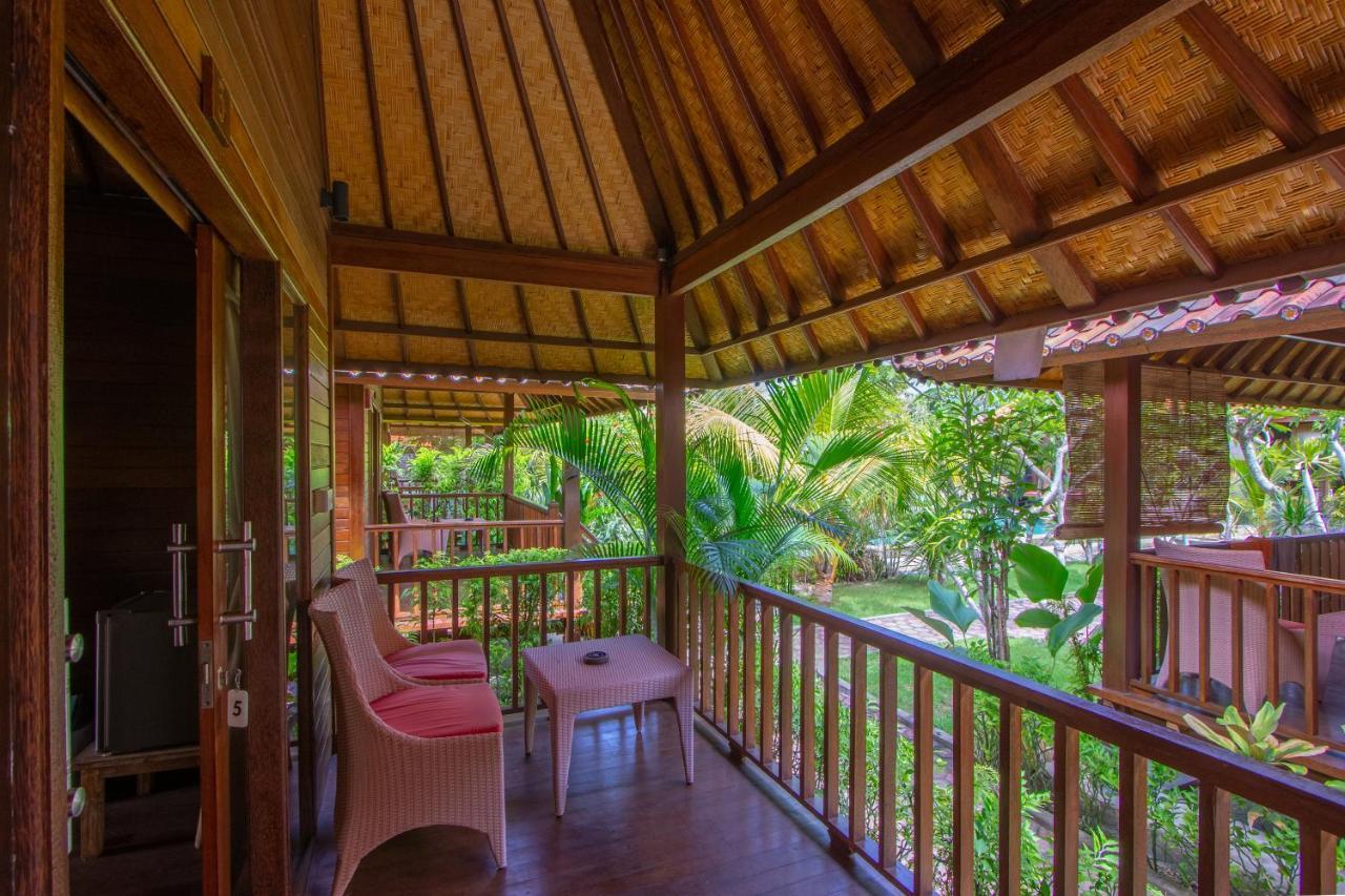 Garden Cottage Lembongan & Hostel Nusa Lembongan  Bagian luar foto