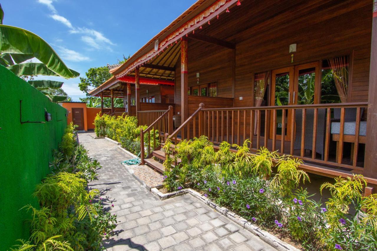 Garden Cottage Lembongan & Hostel Nusa Lembongan  Bagian luar foto