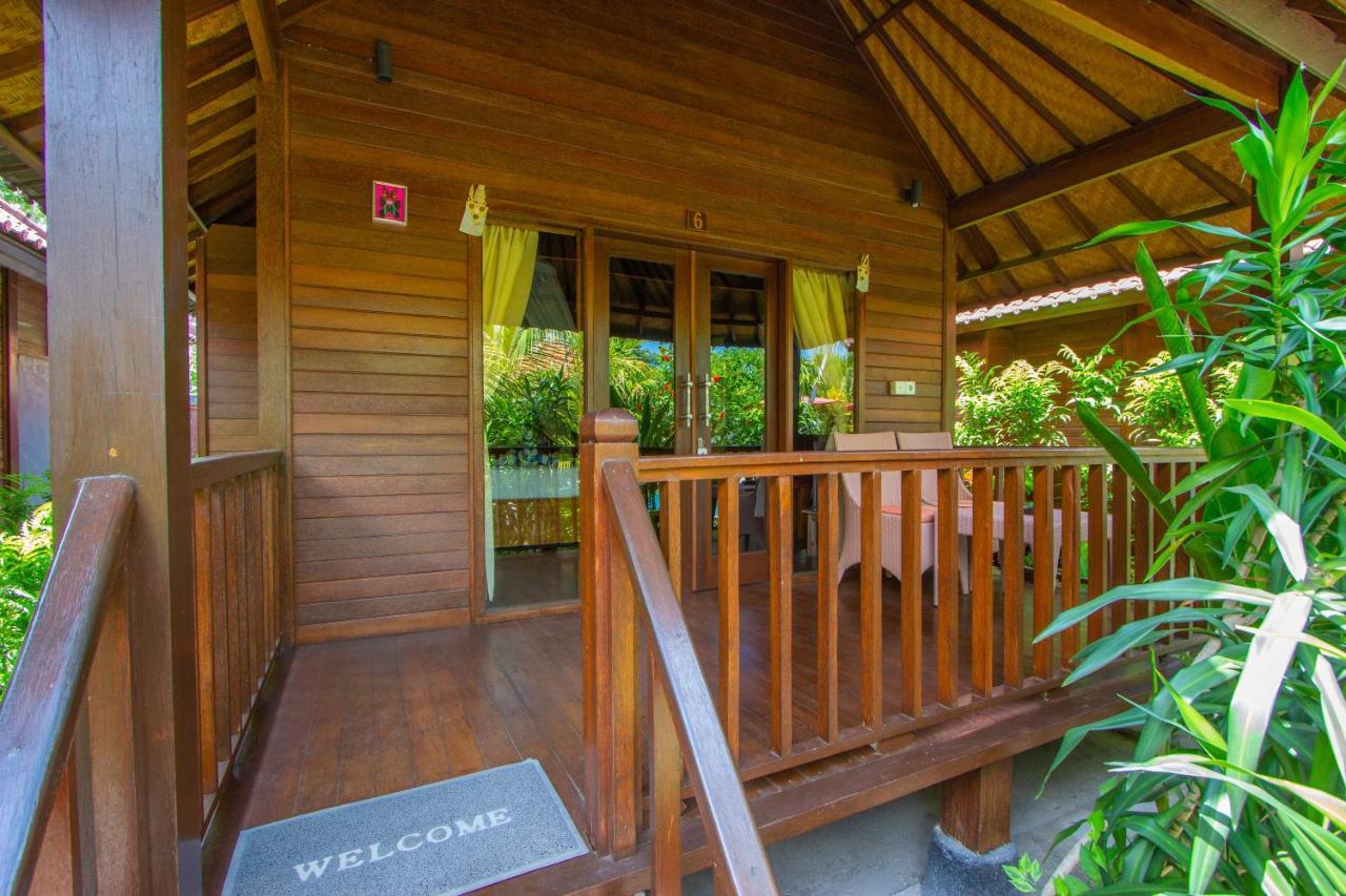 Garden Cottage Lembongan & Hostel Nusa Lembongan  Bagian luar foto